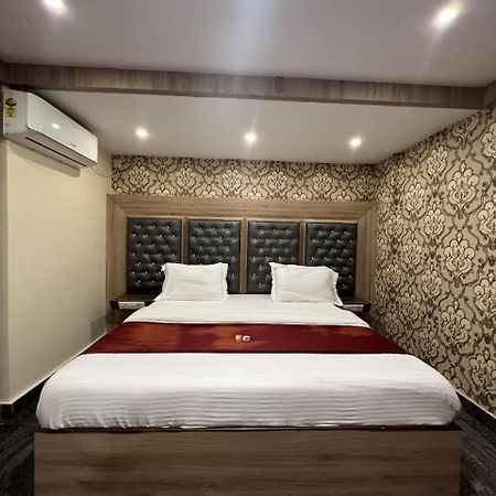 Dreamz Lodge Бангалор Екстериор снимка