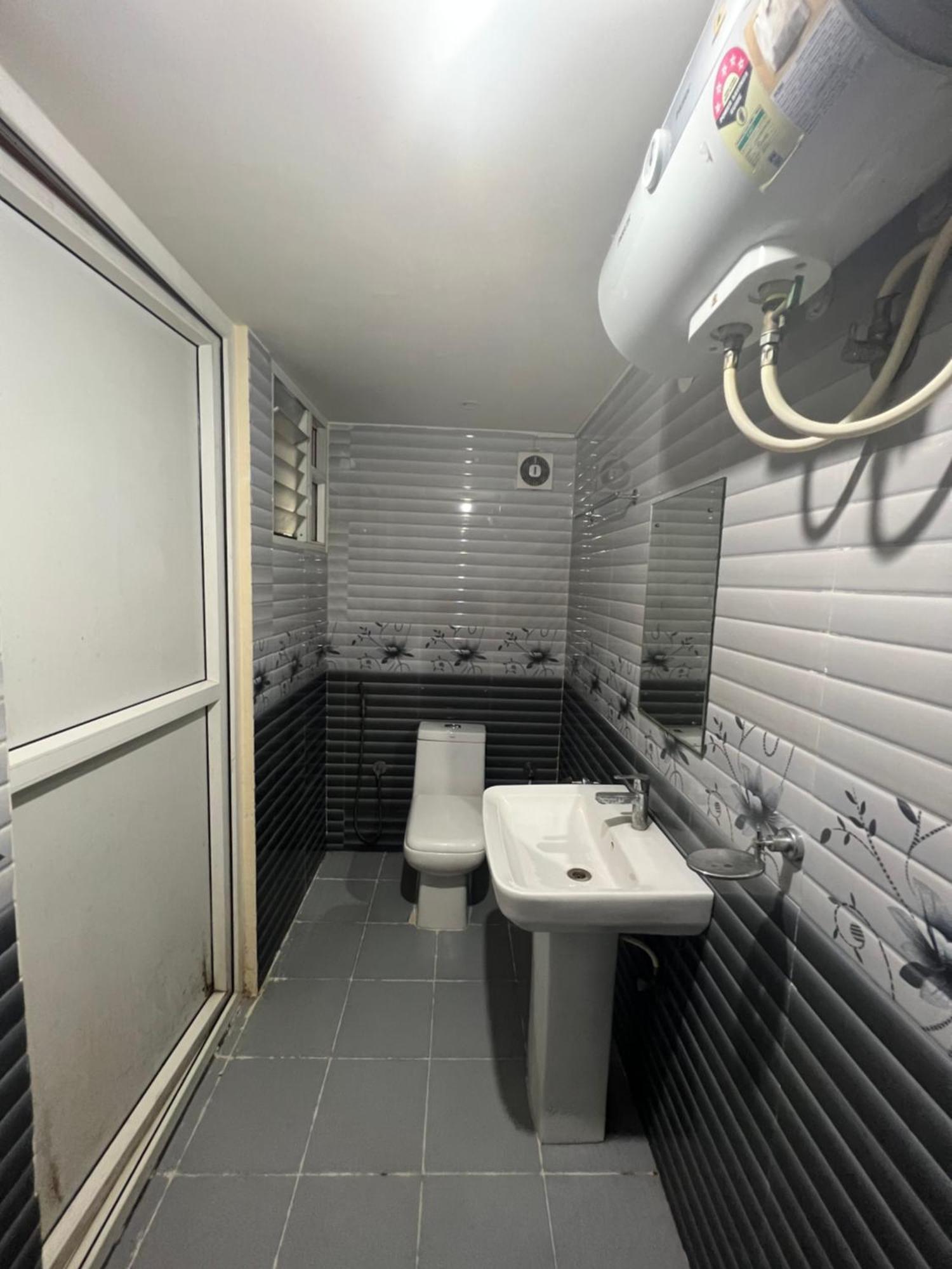Dreamz Lodge Бангалор Екстериор снимка
